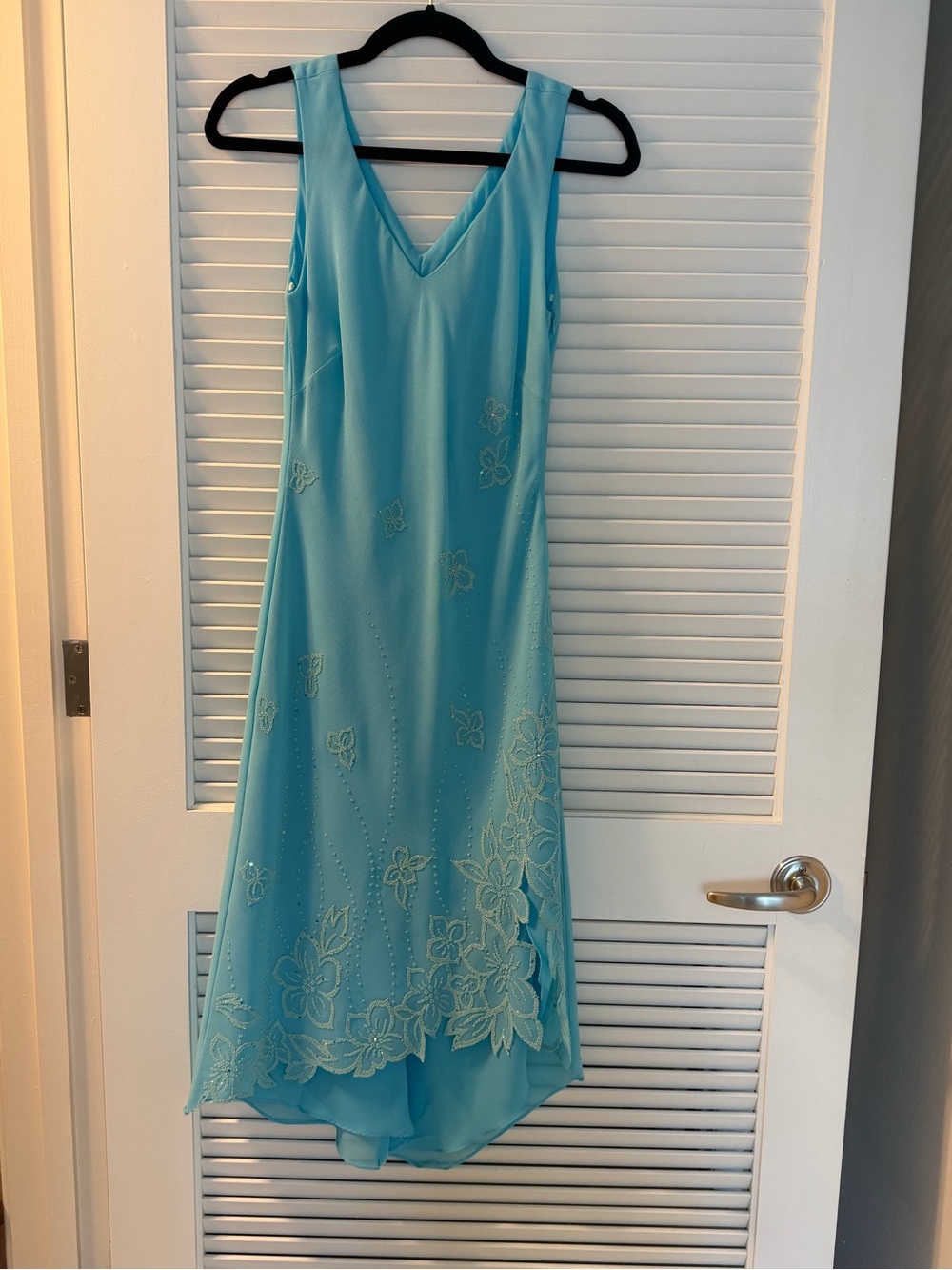 Vintage Sleeveless Y2K Aqua V-Neck Floral Embroidered Dress